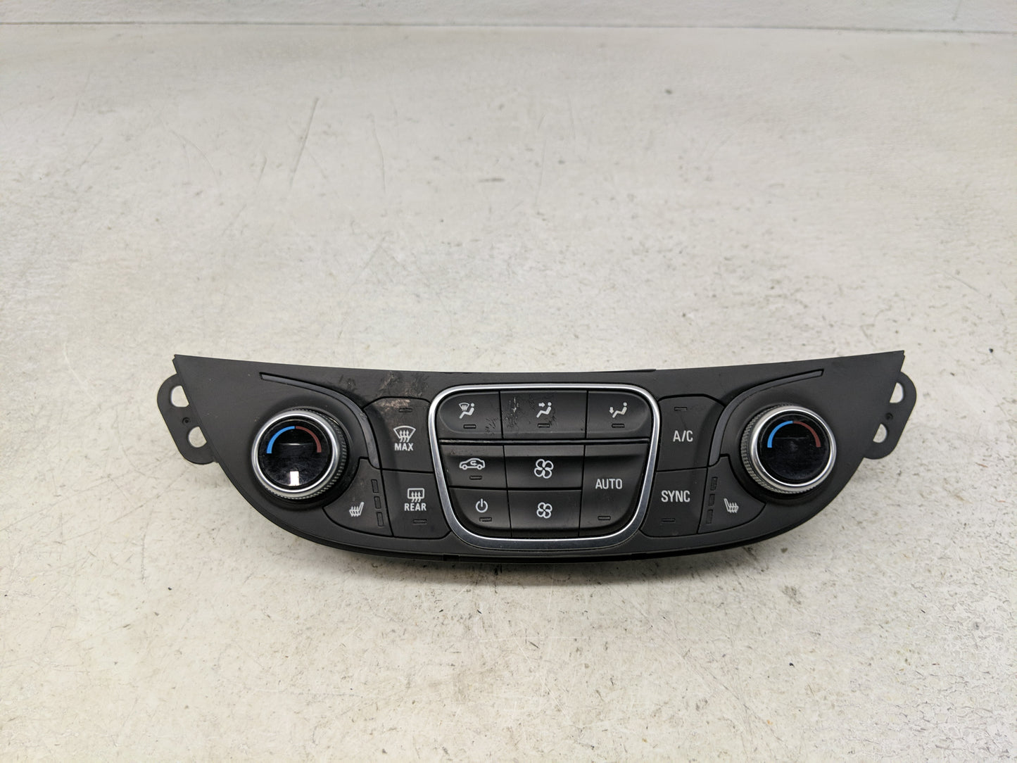 2018-2021 Chevrolet Malibu Climate Control Module Temperature AC/Heater Replacement P/N:000235226 84684288 Fits OEM Used Aut