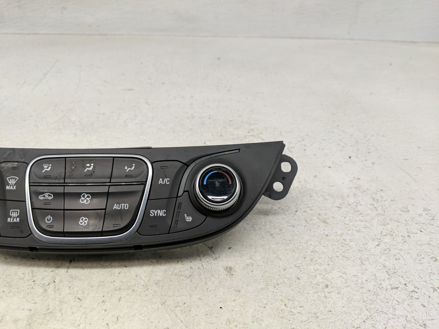 2018-2021 Chevrolet Malibu Climate Control Module Temperature AC/Heater Replacement P/N:000235226 84684288 Fits OEM Used Aut
