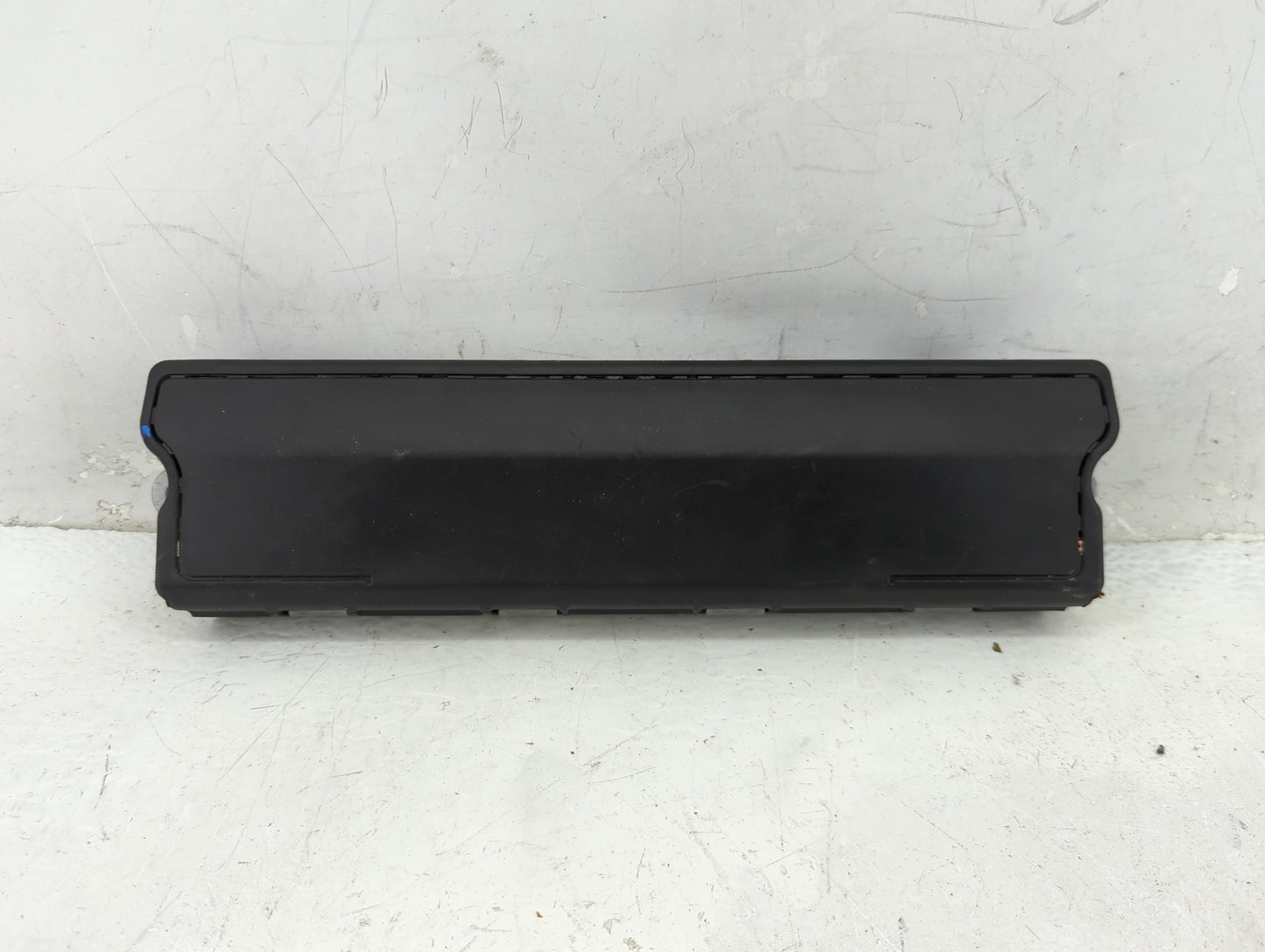2016-2021 Chevrolet Malibu Air Bag Driver Left Knee OEM P/N:23420287 Fits Fits 2016 2017 2018 2019 2020 2021 OEM Used Auto P