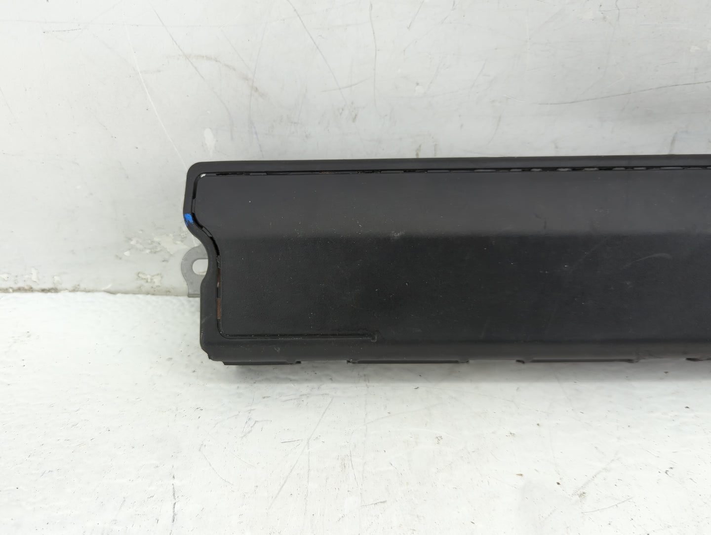 2016-2021 Chevrolet Malibu Air Bag Driver Left Knee OEM P/N:23420287 Fits Fits 2016 2017 2018 2019 2020 2021 OEM Used Auto P