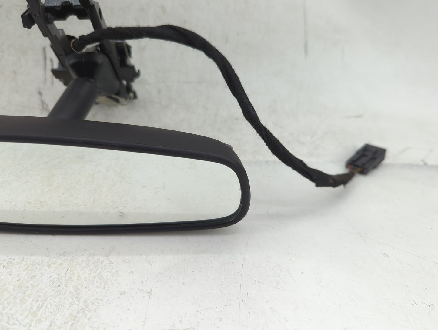 2013-2021 Chevrolet Malibu Interior Rear View Mirror Replacement OEM P/N:A048070 Fits OEM Used Auto Parts - Oemusedautoparts