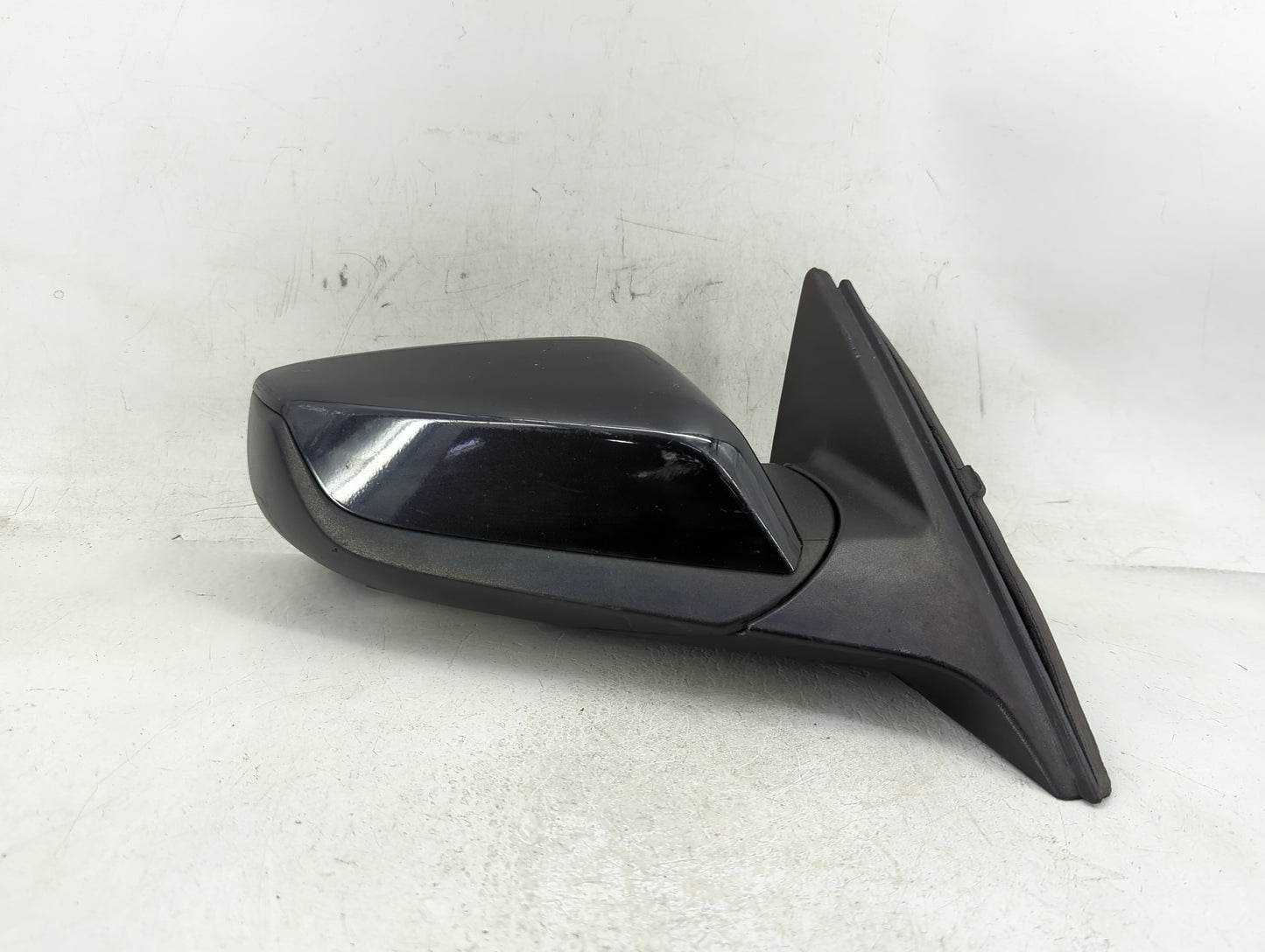 2019-2021 Chevrolet Malibu Passenger Side View Mirror - Right Door Mirror OEM Used - Oemusedautoparts1.com