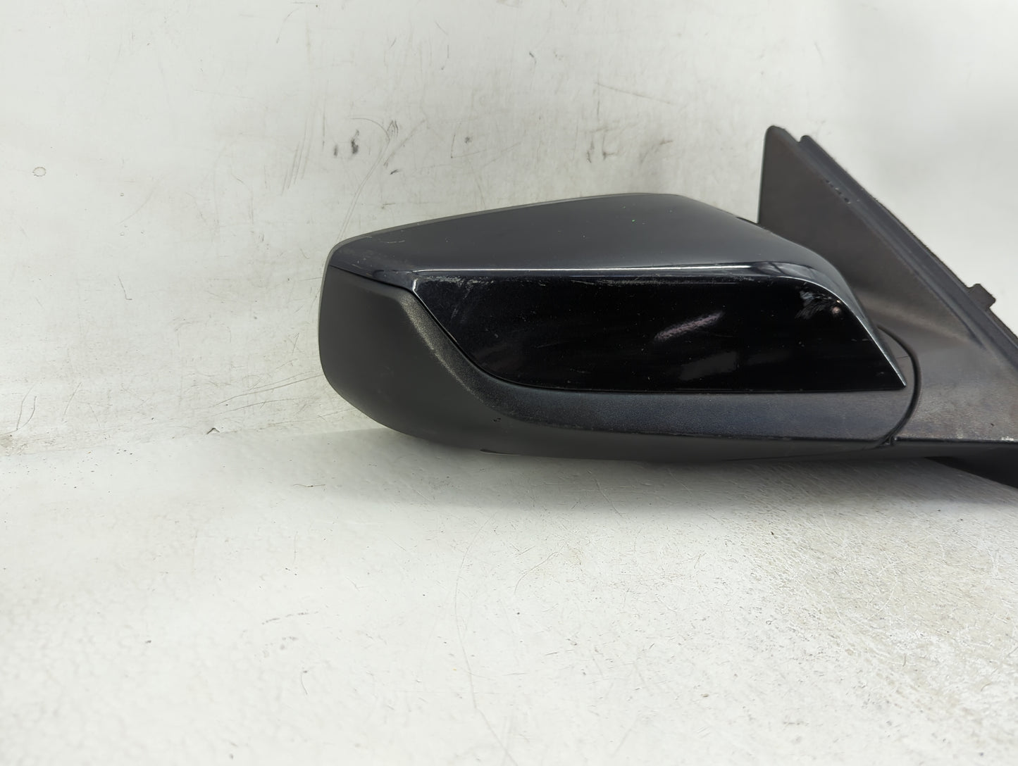 2019-2021 Chevrolet Malibu Passenger Side View Mirror - Right Door Mirror OEM Used - Oemusedautoparts1.com