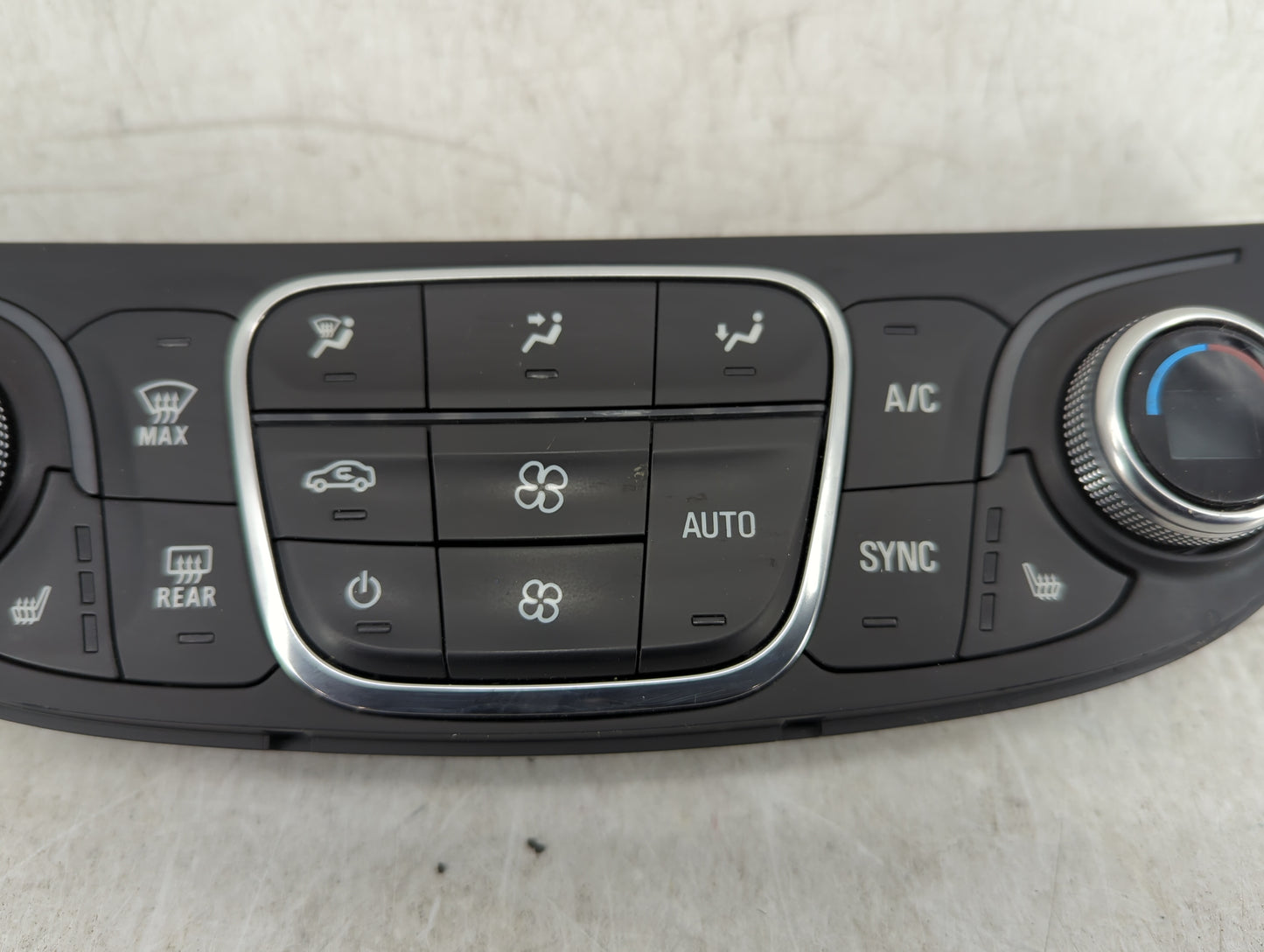 2018-2021 Chevrolet Malibu Climate Control Module Temperature AC/Heater Replacement P/N:84684288 Fits Fits 2018 2019 2020 20