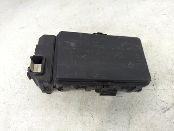 compare product 2023 Chevrolet Malibu Fusebox Fuse Box Panel Relay Module P/N:42830287_01 84950507 Fits OEM Used Auto Parts