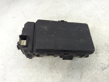 2023 Chevrolet Malibu Fusebox Fuse Box Panel Relay Module P/N:42830287_01 84950507 Fits OEM Used Auto Parts - Oemusedautopar