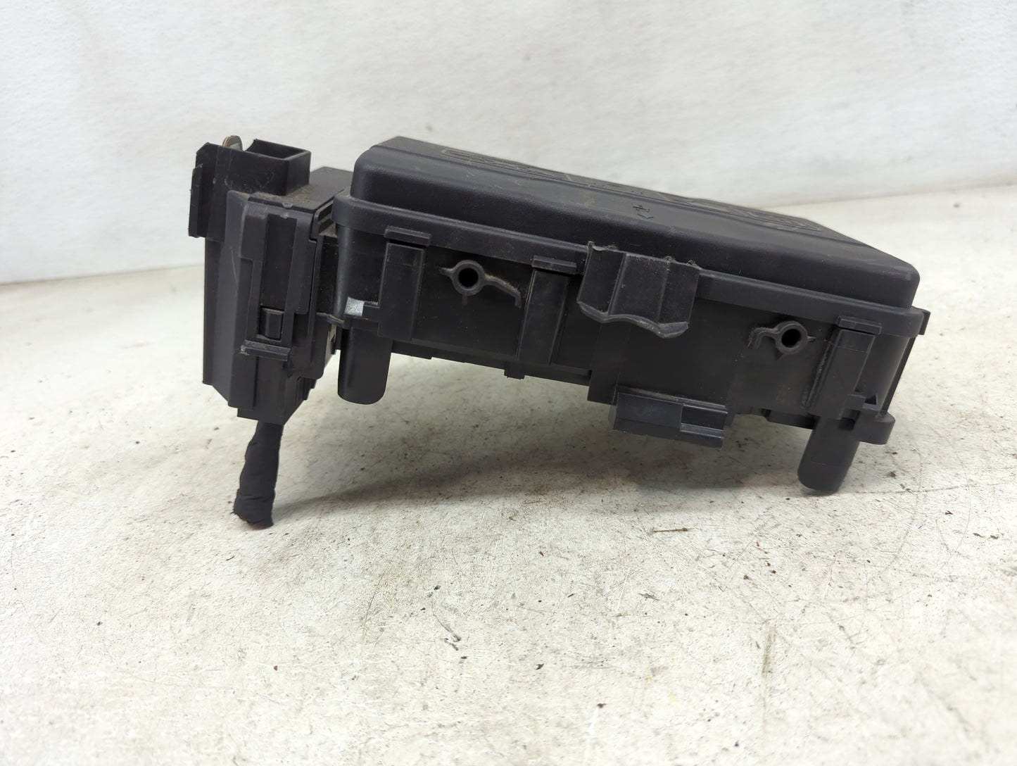 2023 Chevrolet Malibu Fusebox Fuse Box Panel Relay Module P/N:42830287_01 84950507 Fits OEM Used Auto Parts - Oemusedautopar