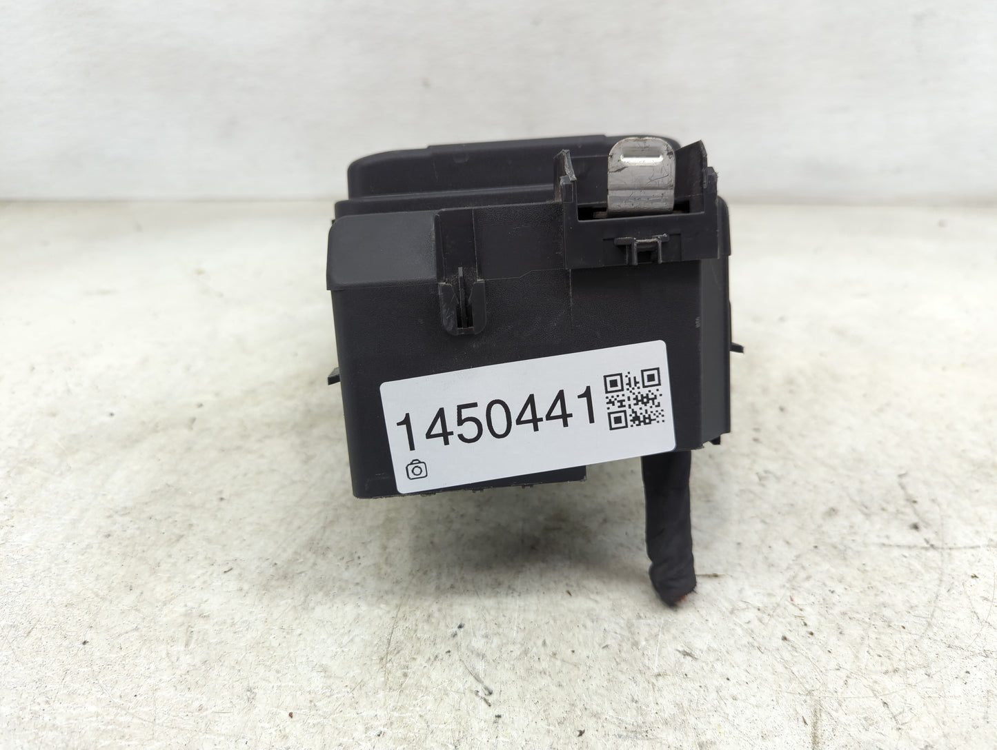 2023 Chevrolet Malibu Fusebox Fuse Box Panel Relay Module P/N:42830287_01 84950507 Fits OEM Used Auto Parts - Oemusedautopar