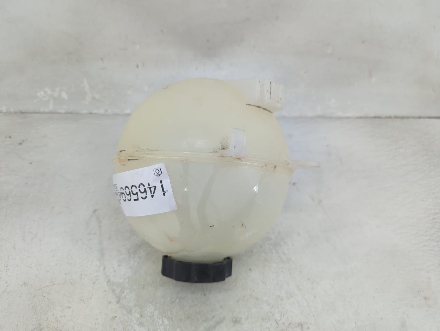 2016 Chevrolet Malibu Radiator Coolant Overflow Expansion Tank Bottle 1465694 - Oemusedautoparts1.com