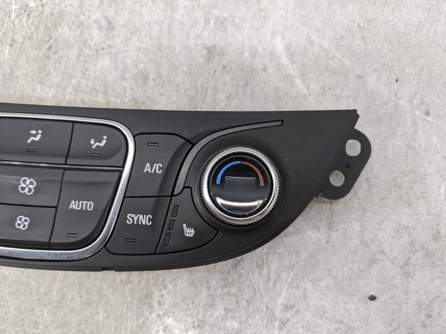 2018-2021 Chevrolet Malibu Climate Control Module Temperature AC/Heater Replacement P/N:84684288 MSIP-REM-N25-QFGM507A Fits 