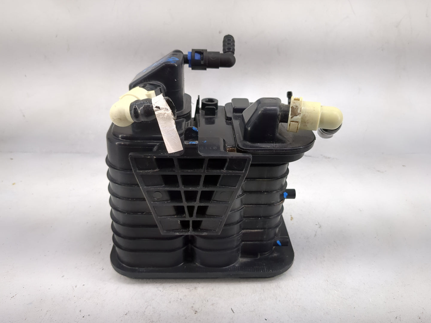 2023 Chevrolet Malibu Fuel Vapor Charcoal Canister - Oemusedautoparts1.com