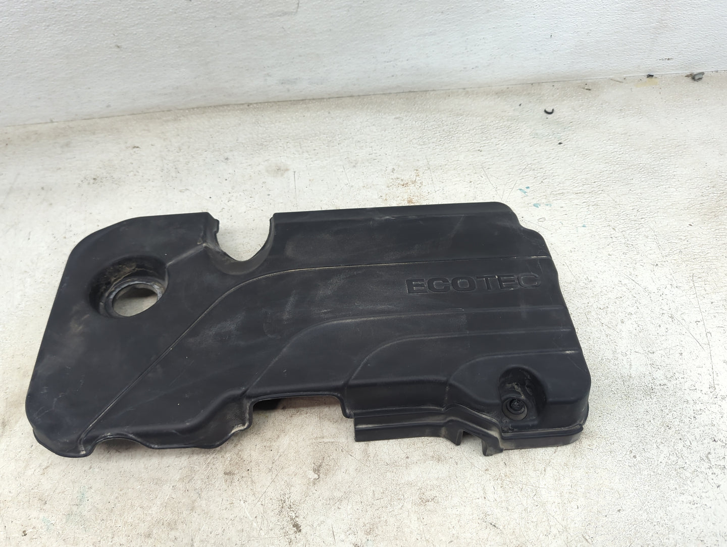 2023 Chevrolet Malibu Engine Cover - Oemusedautoparts1.com