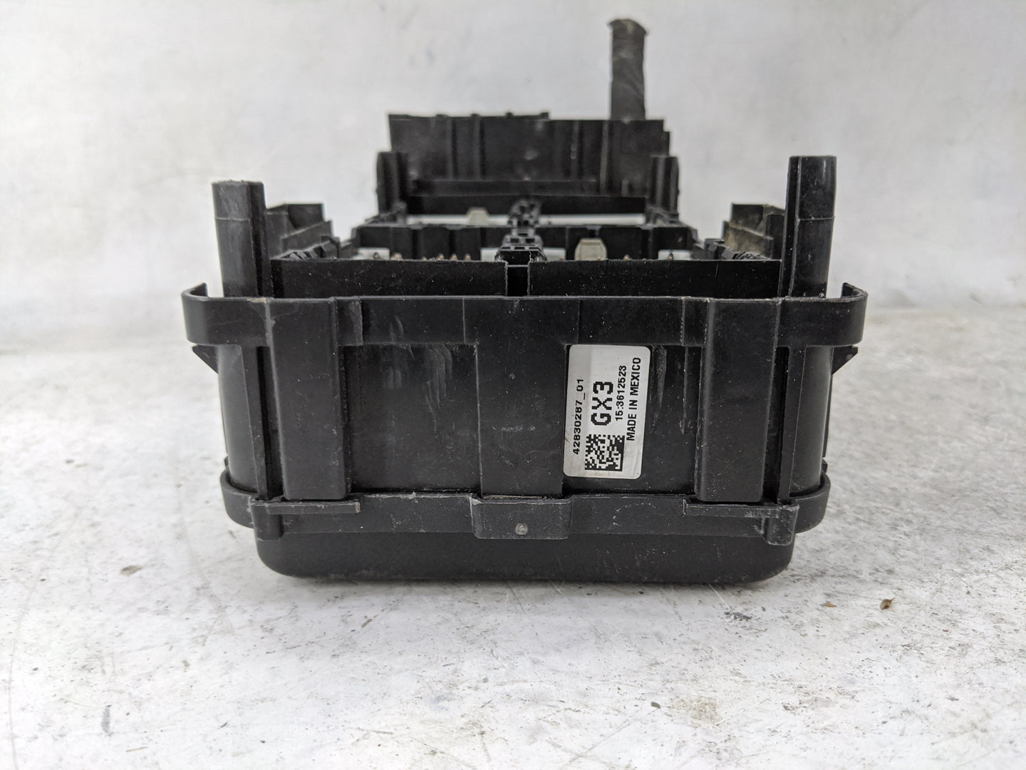 2023 Chevrolet Malibu Fusebox Fuse Box Panel Relay Module P/N:42830287 Fits OEM Used Auto Parts - Oemusedautoparts1.com