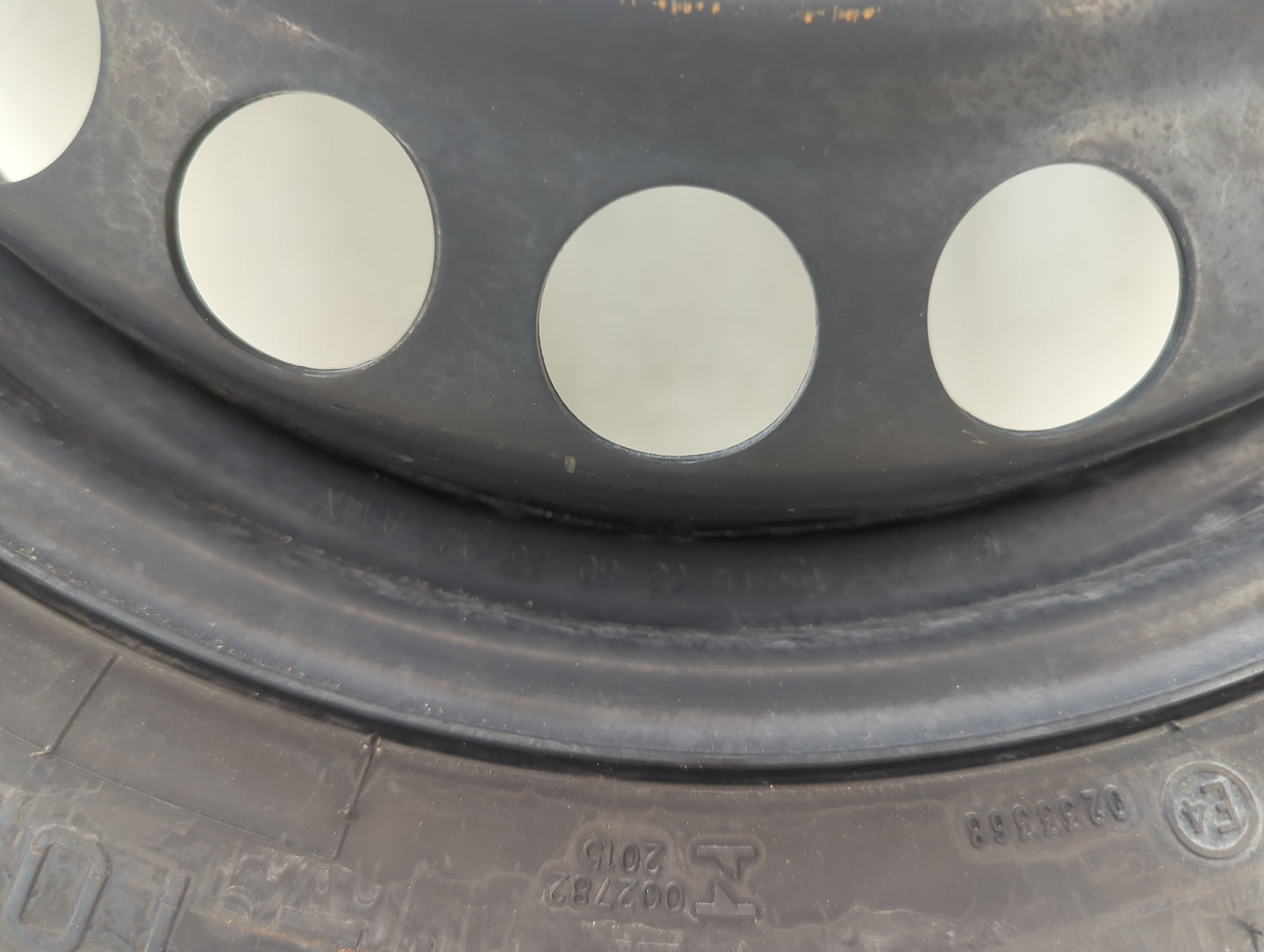 2016-2022 Chevrolet Malibu Spare Donut Tire Wheel Rim Oem 1486930 - Oemusedautoparts1.com