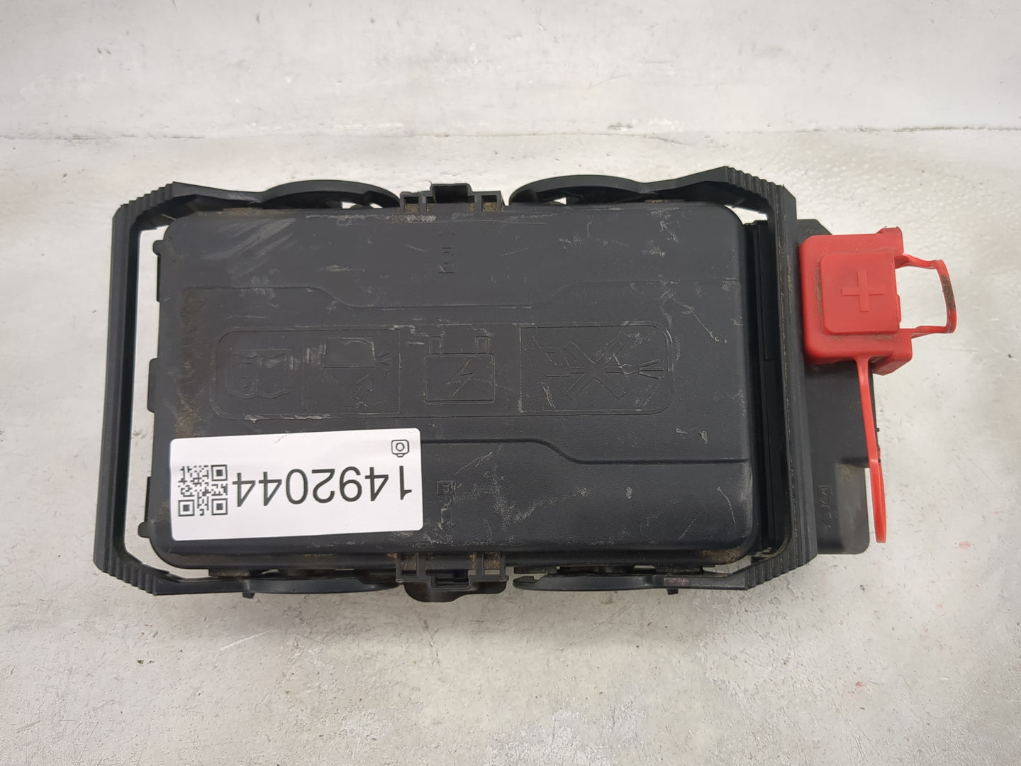 2023 Chevrolet Malibu Fusebox Fuse Box Panel Relay Module P/N:13500128 13468934, 13500114, 13422668, 13468935, 85114017 Fits