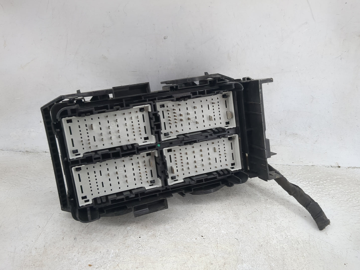 2023 Chevrolet Malibu Fusebox Fuse Box Panel Relay Module P/N:13500128 13500114, 13468894, 85114017 Fits OEM Used Auto Parts