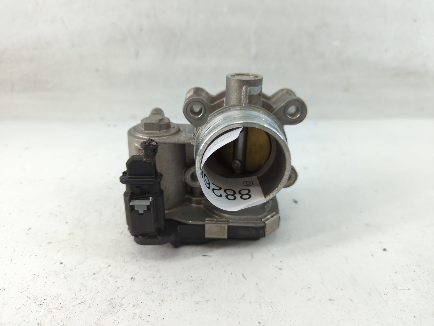 2016-2021 Chevrolet Malibu Throttle Body P/N:12671379AA Fits Fits 2016 2017 2018 2019 2020 2021 2022 OEM Used Auto Parts - O