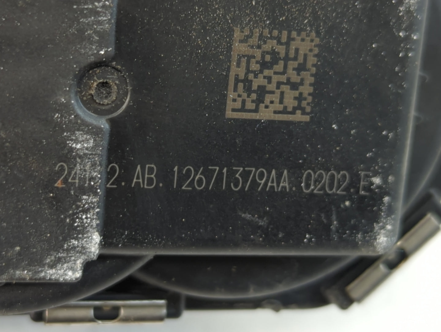 2016-2021 Chevrolet Malibu Throttle Body P/N:12671379AA Fits Fits 2016 2017 2018 2019 2020 2021 2022 OEM Used Auto Parts - O