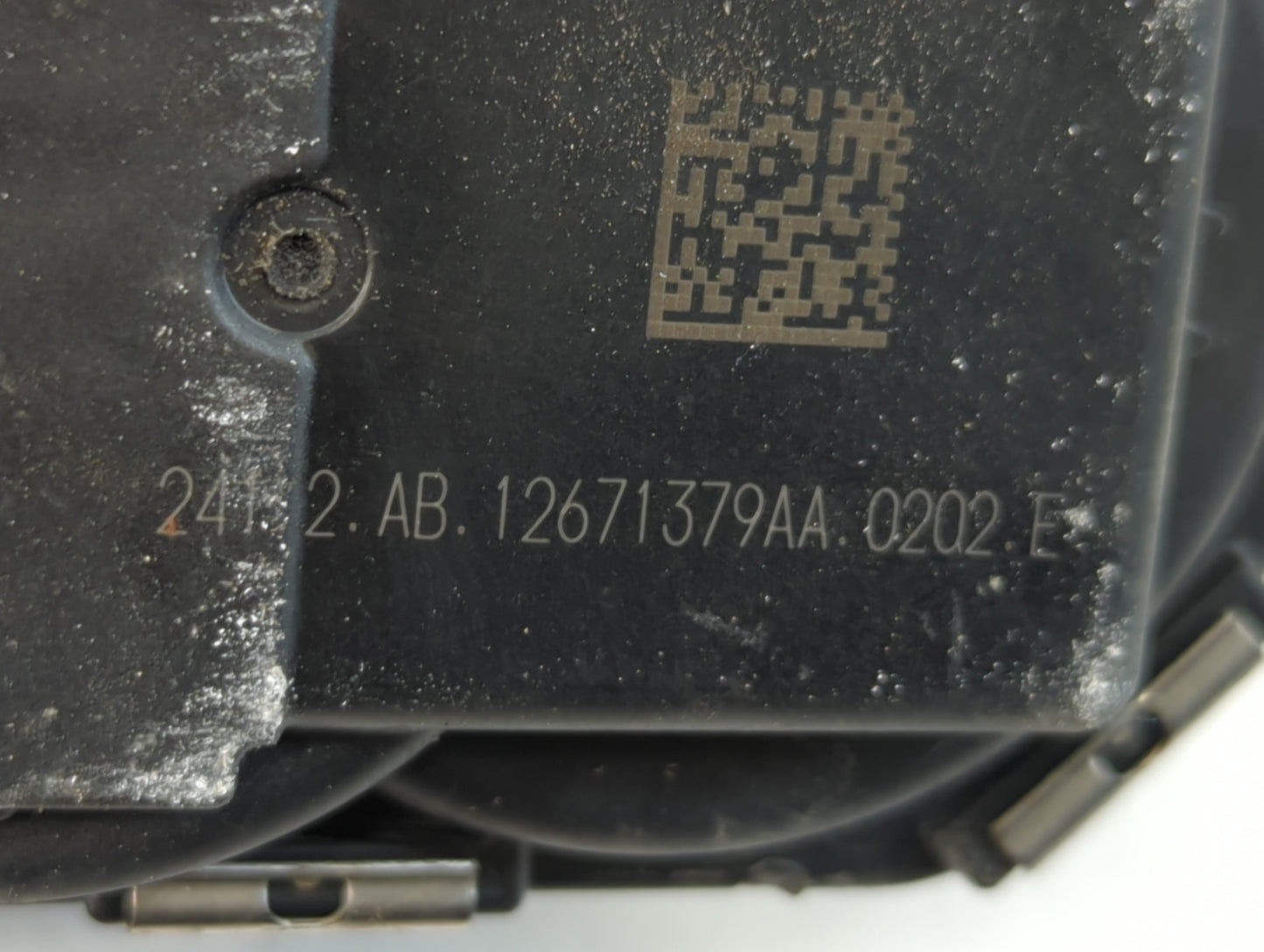 2016-2021 Chevrolet Malibu Throttle Body P/N:12671379AA Fits Fits 2016 2017 2018 2019 2020 2021 2022 OEM Used Auto Parts - O