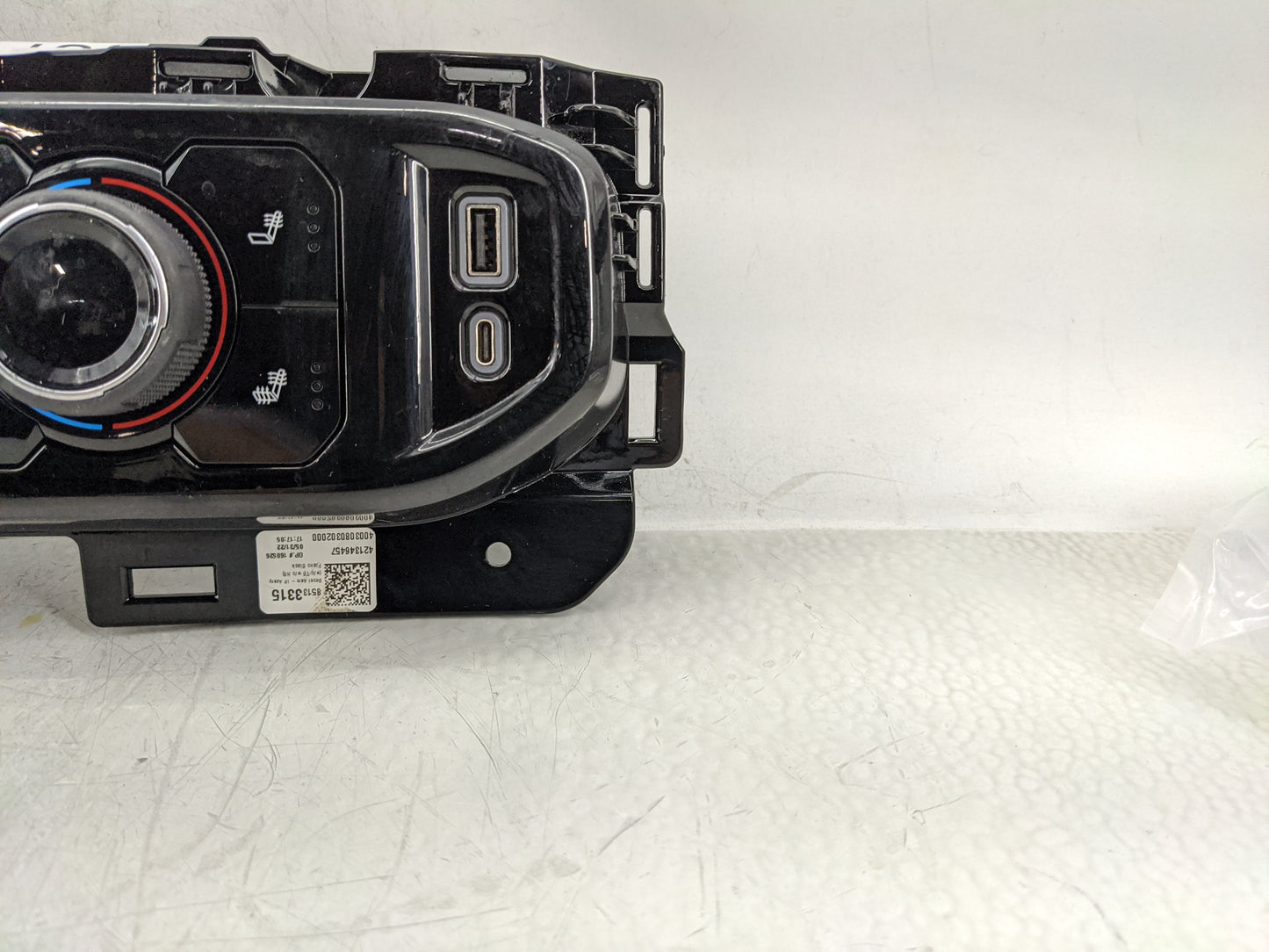 2023 Chevrolet Silverado 1500 Climate Control Module Temperature AC/Heater Replacement P/N:000235226 87840691 Fits OEM Used 