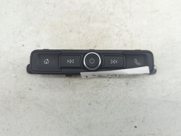 2023 Chevrolet Silverado 1500 Radio AM FM Cd Player Receiver Replacement P/N:84491775 Fits OEM Used Auto Parts - Oemusedauto