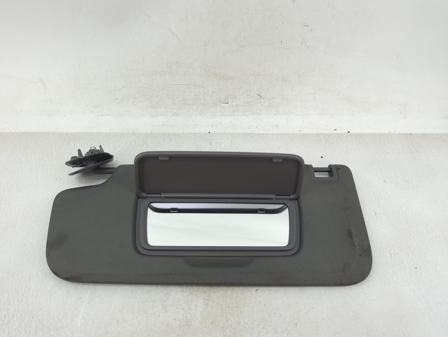 2019-2022 Chevrolet Silverado 1500 Sun Visor Shade Replacement Driver Left Mirror Fits Fits 2019 2020 2021 2022 OEM Used Aut