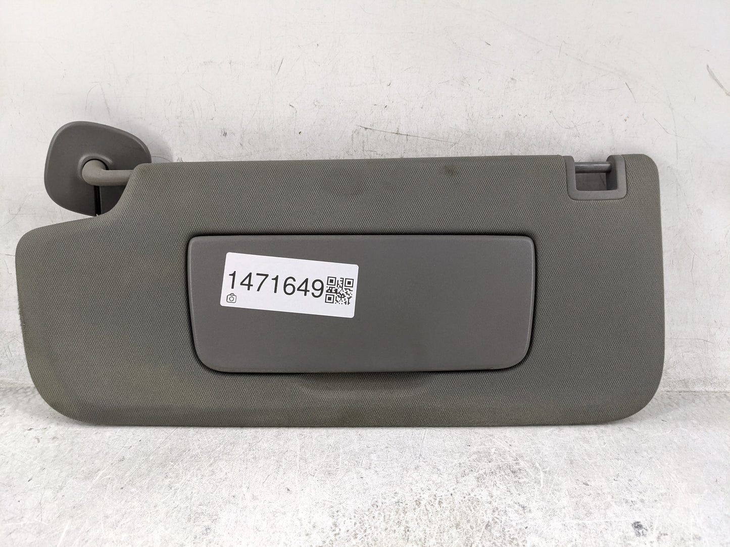 2019-2022 Chevrolet Silverado 1500 Sun Visor Shade Replacement Driver Left Mirror Fits Fits 2019 2020 2021 2022 OEM Used Aut