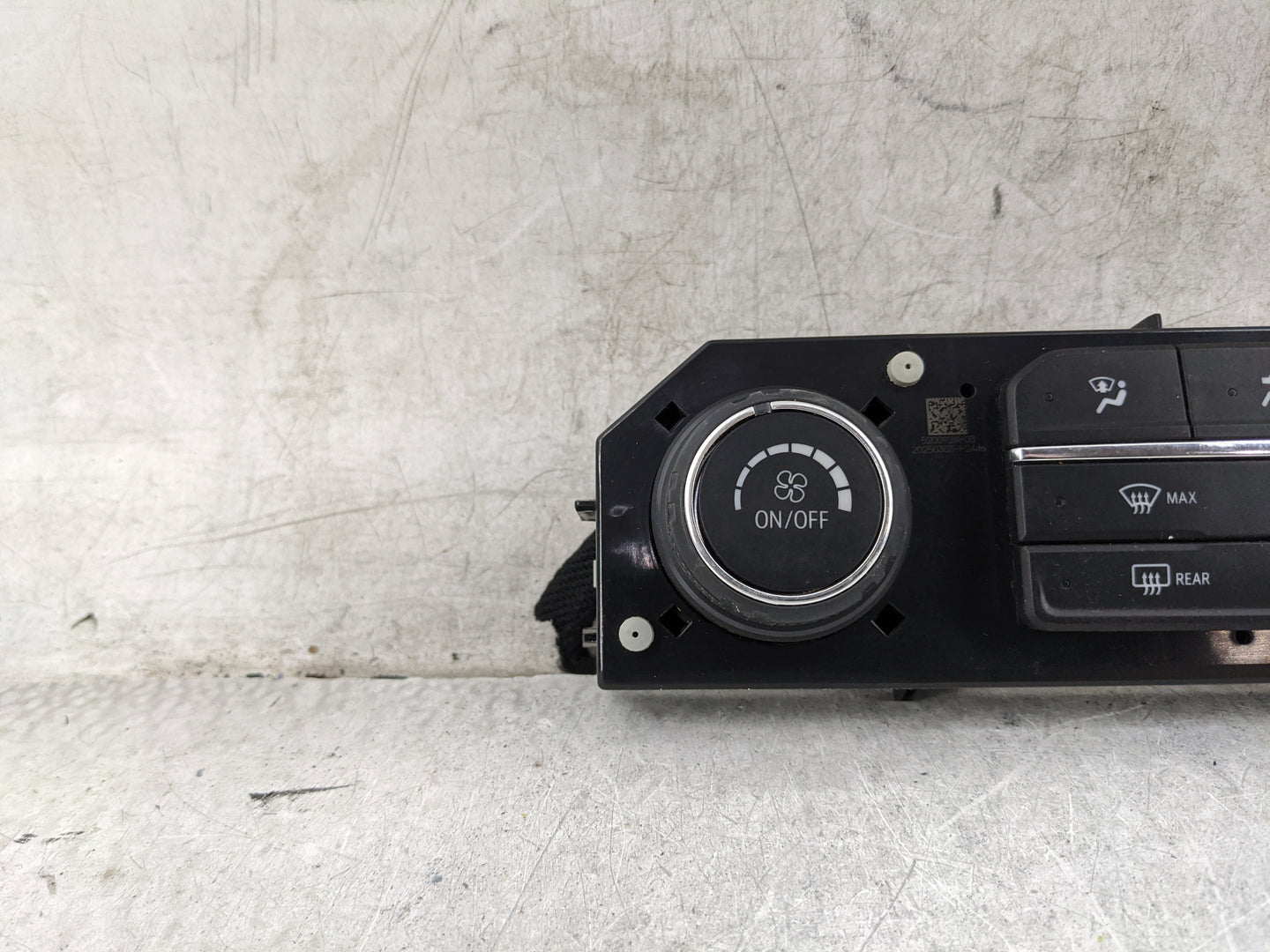 2023 Chevrolet Silverado 1500 Pickup Climate Control Module Temperature AC/Heater Replacement P/N:252683090 2GA4398267 Fits 