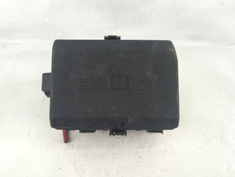 compare product 2023 Chevrolet Silverado 2500 Fusebox Fuse Box Panel Relay Module Fits Fits 2021 2022 OEM Used Auto Parts