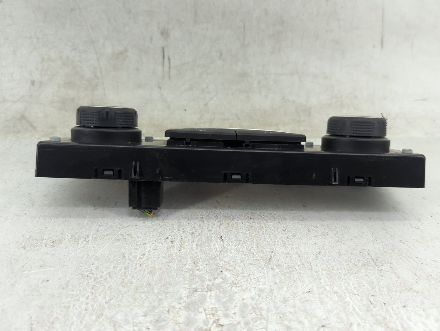 2023 Chevrolet Silverado 2500 Climate Control Module Temperature AC/Heater Replacement P/N:84542733 Fits Fits 2019 2020 2021