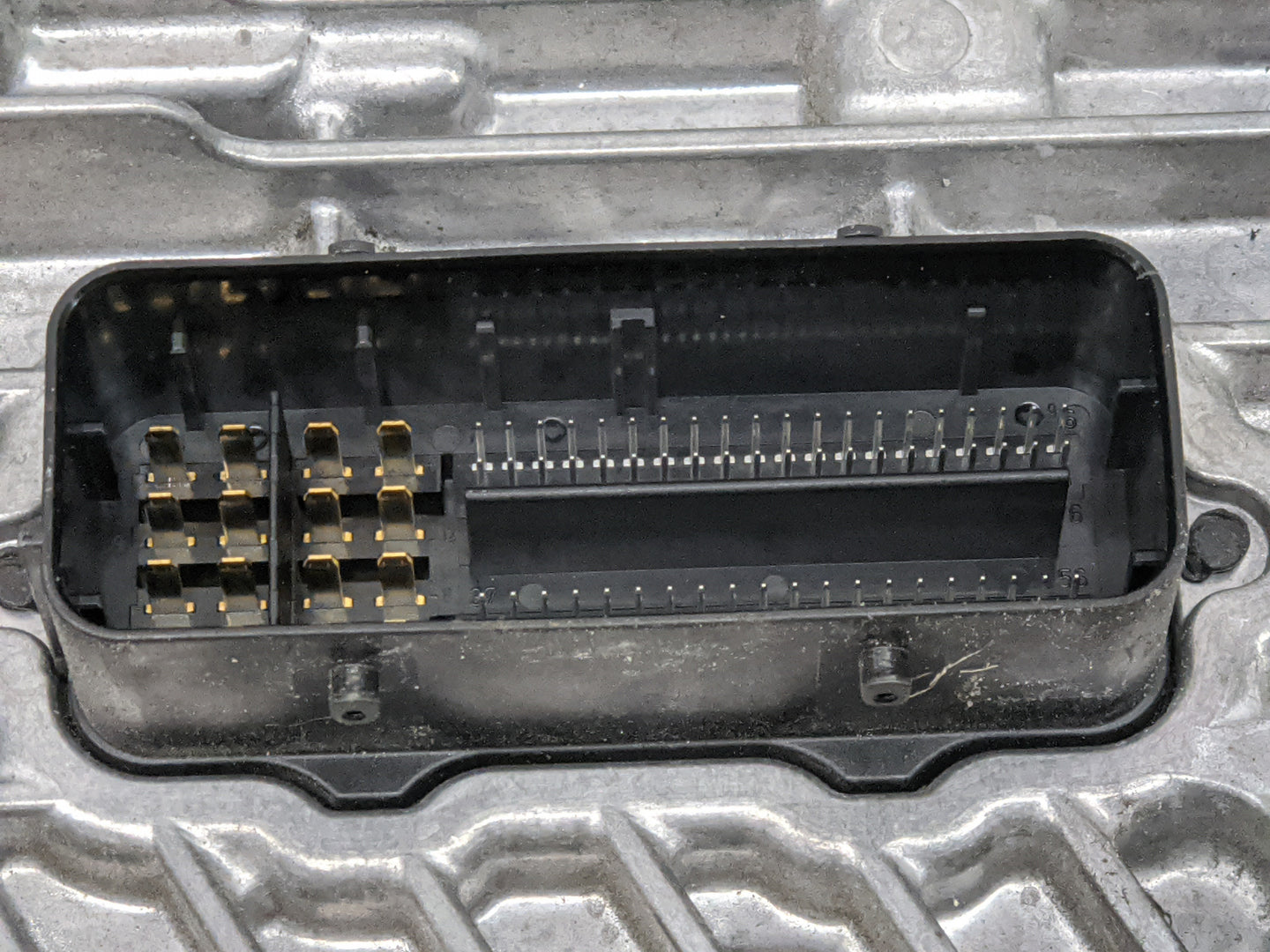 2023 Chevrolet Silverado 2500 PCM Engine Control Computer ECU ECM PCU OEM P/N:116833270 12732153 Fits OEM Used Auto Parts - 