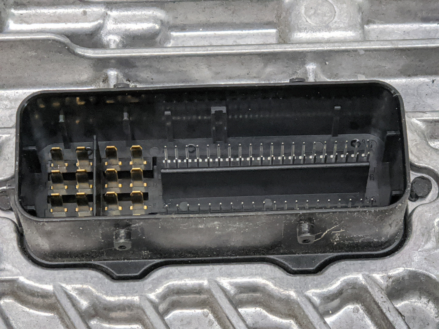 2023 Chevrolet Silverado 2500 PCM Engine Control Computer ECU ECM PCU OEM P/N:116833270 12732153 Fits OEM Used Auto Parts - 