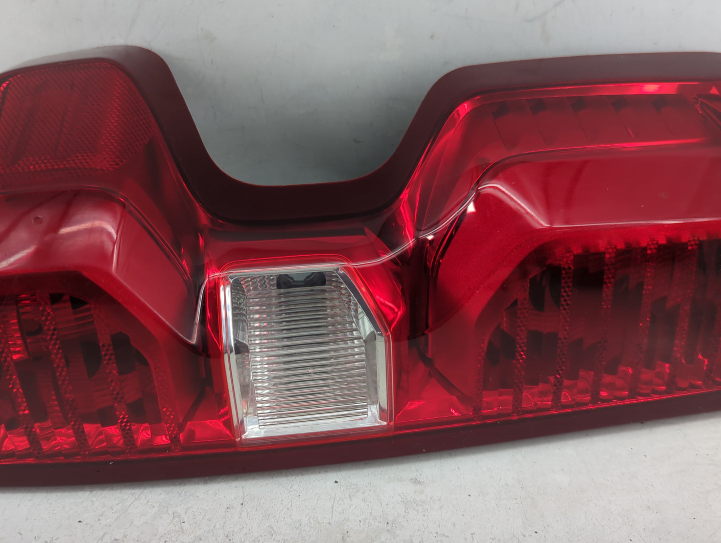 2023 Chevrolet Silverado 2500 Tail Light Assembly Passenger Right OEM P/N:84752979 Fits OEM Used Auto Parts - Oemusedautopar