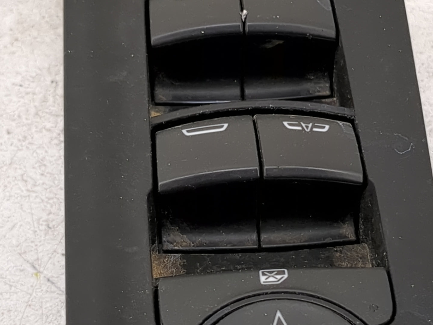 2023 Chevrolet Silverado 2500 Master Power Window Switch Replacement Driver Side Left P/N:84699725 D1A231A Fits OEM Used Aut