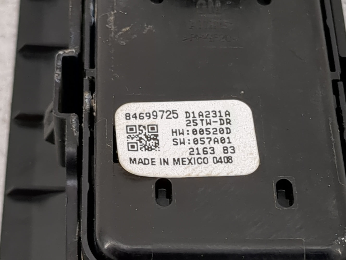 2023 Chevrolet Silverado 2500 Master Power Window Switch Replacement Driver Side Left P/N:84699725 D1A231A Fits OEM Used Aut