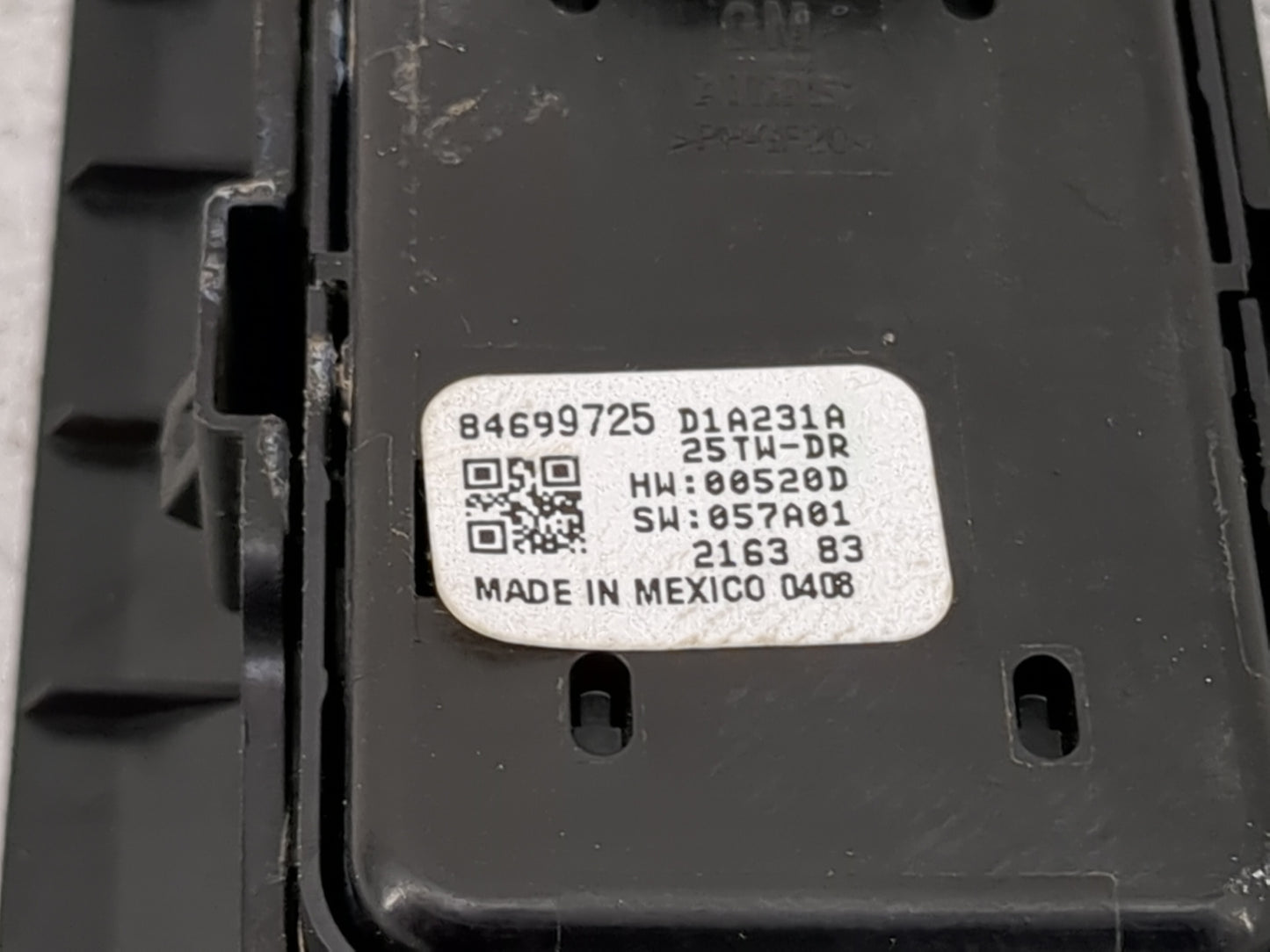 2023 Chevrolet Silverado 2500 Master Power Window Switch Replacement Driver Side Left P/N:84699725 D1A231A Fits OEM Used Aut