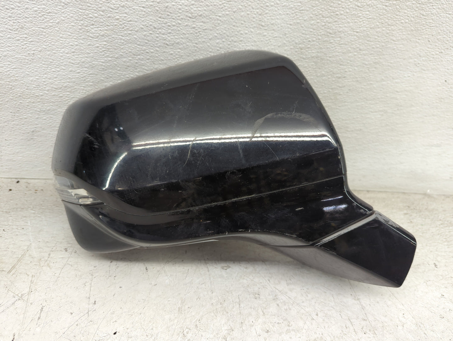 2023 Chevrolet Suburban Passenger Side View Mirror - Right Door Mirror OEM Used - Oemusedautoparts1.com