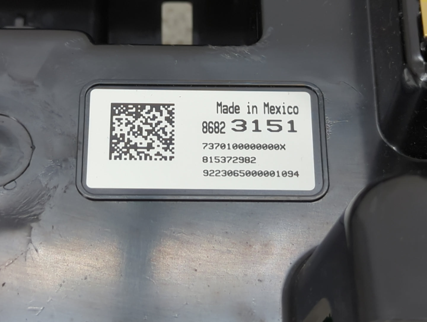 2023 Chevrolet Suburban 1500 Information Display Screen Black - Oemusedautoparts1.com