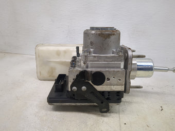 compare product 2023 Chevrolet Tahoe Anti-Lock Brake ABS Pump Module Actuator OEM P/N:68274142AC SEQ01748530, A014U202, TMBOL2571L0936 Fits OEM Used Auto Parts