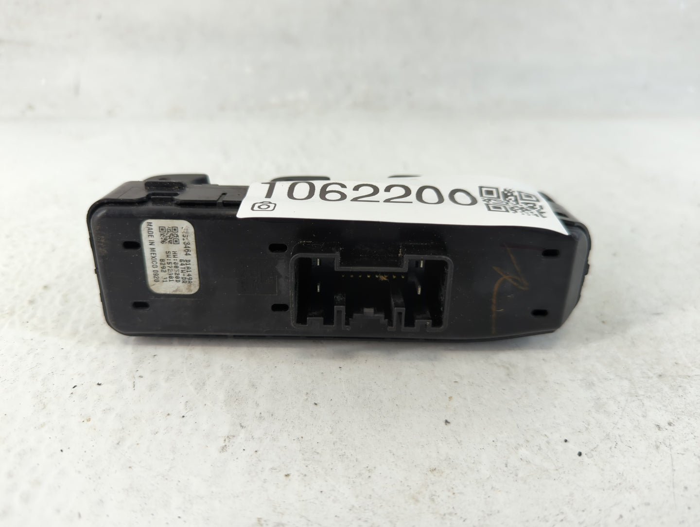 2021-2022 Chevrolet Trailblazer Master Power Window Switch Replacement Driver Side Left P/N:84513464 Fits OEM Used Auto Part