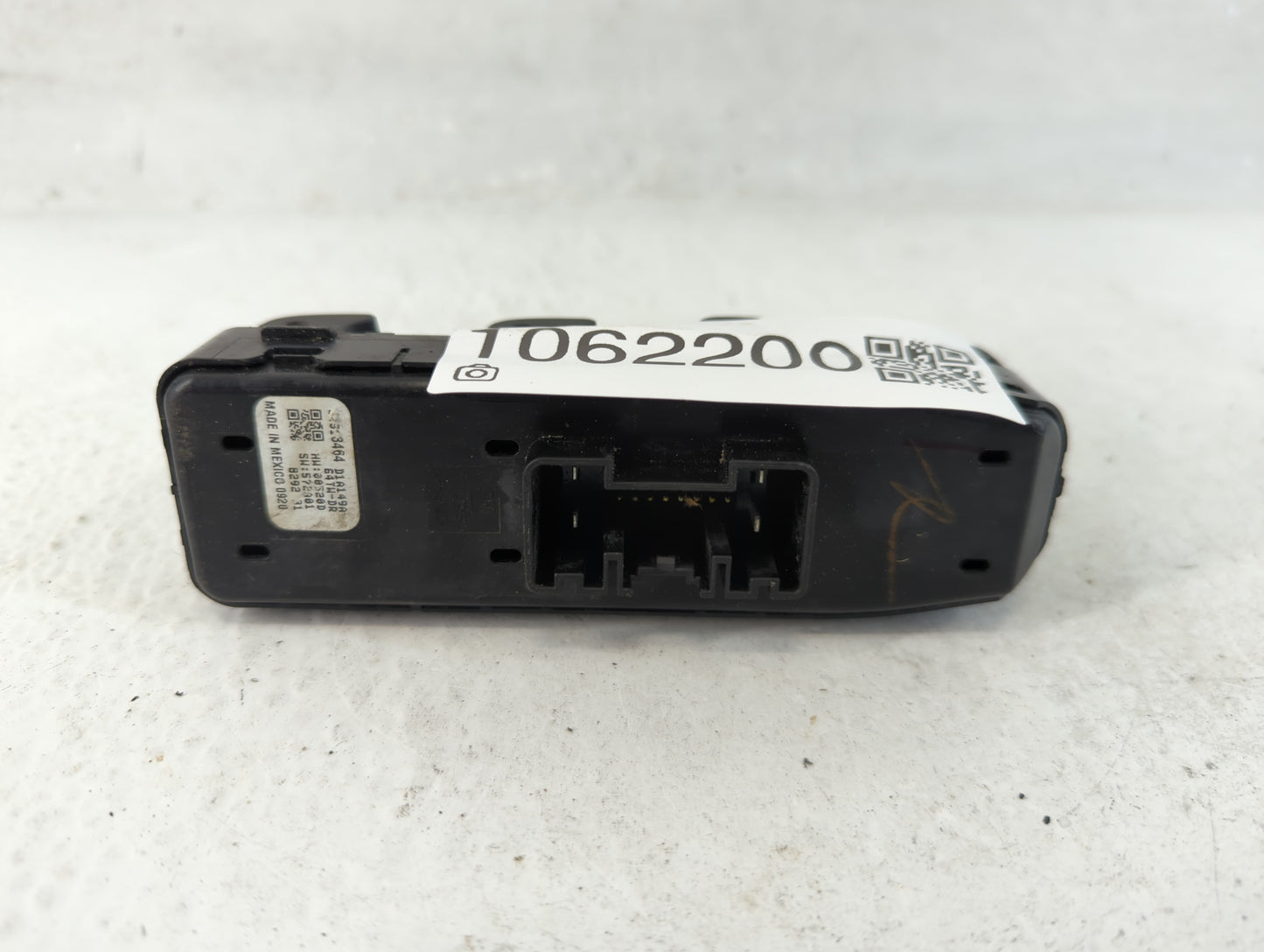 2021-2022 Chevrolet Trailblazer Master Power Window Switch Replacement Driver Side Left P/N:84513464 Fits OEM Used Auto Part