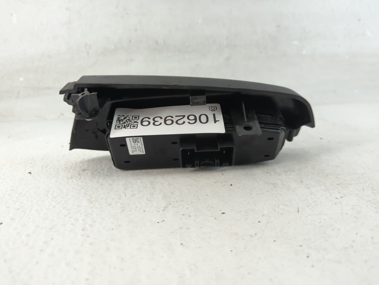 2021-2022 Chevrolet Trailblazer Master Power Window Switch Replacement Driver Side Left P/N:84513464 Fits OEM Used Auto Part