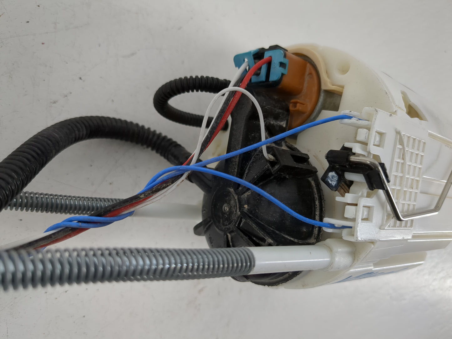 2021-2022 Chevrolet Trailblazer Electrical Gas Fuel Pump Assembly - Oemusedautoparts1.com