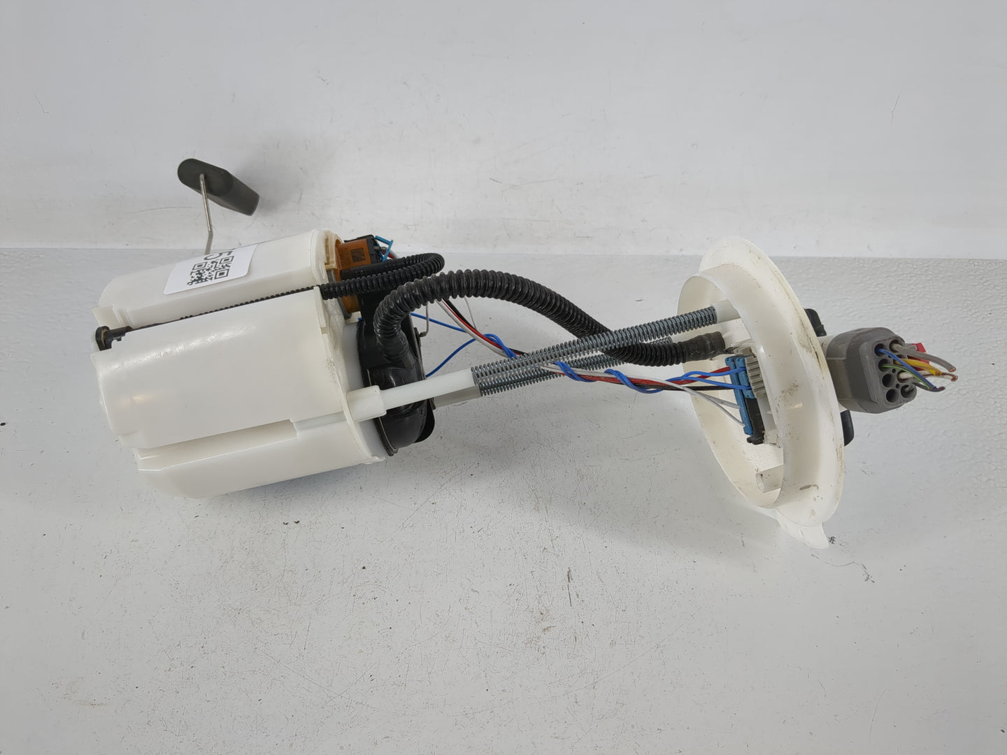 2021-2022 Chevrolet Trailblazer Electrical Gas Fuel Pump Assembly - Oemusedautoparts1.com