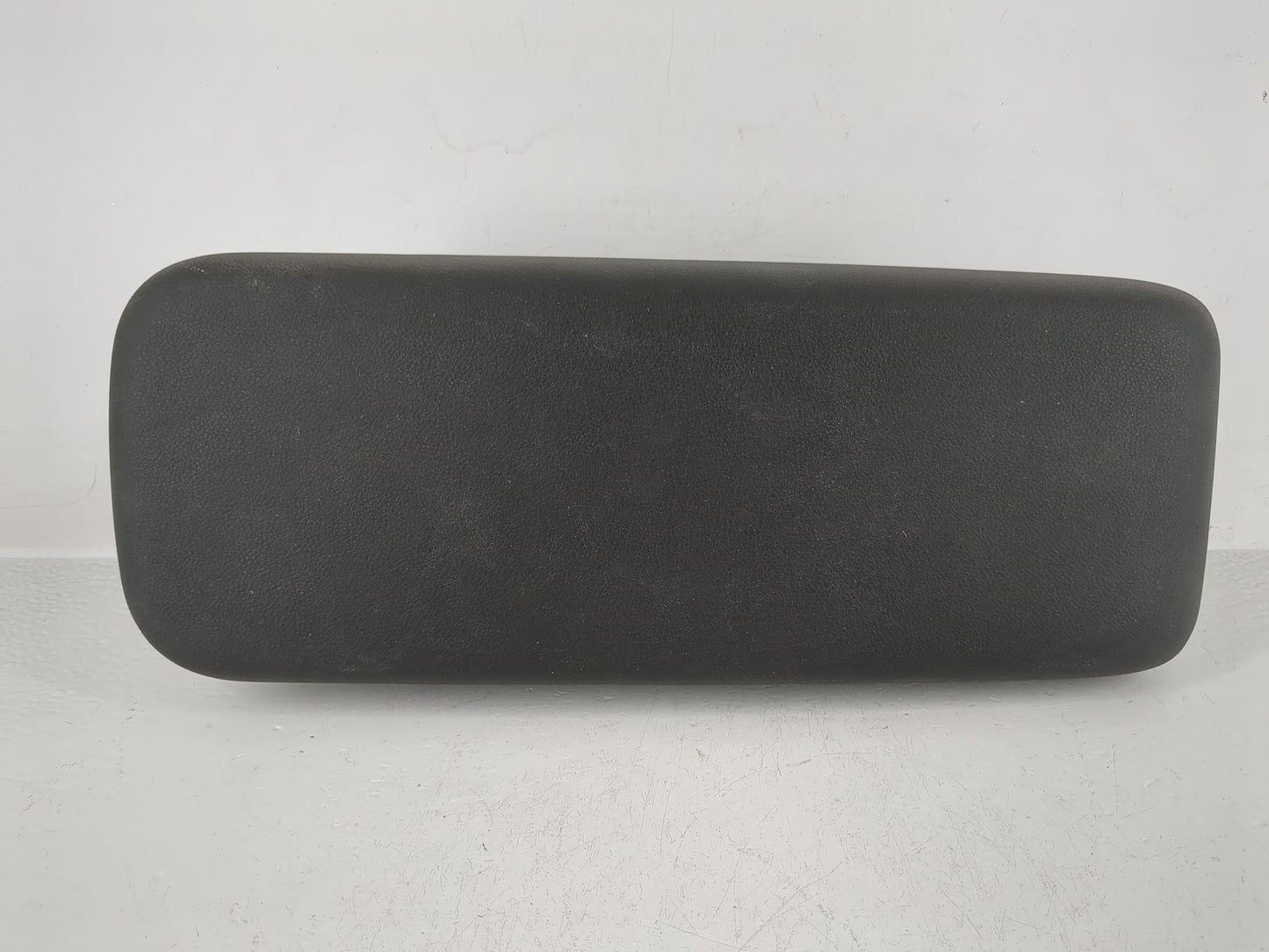2021-2022 Chevrolet Trailblazer Center Console Armrest Cover Lid Fits Fits 2021 2022 OEM Used Auto Parts - Oemusedautoparts1