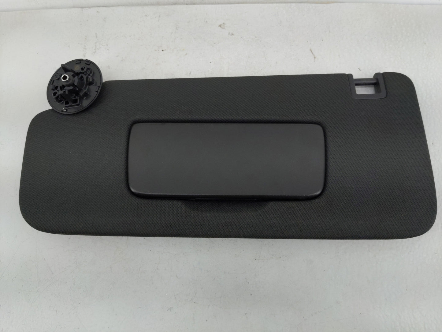 2021-2022 Chevrolet Trailblazer Sun Visor Shade Replacement Driver Left Mirror Fits Fits 2021 2022 OEM Used Auto Parts - Oem