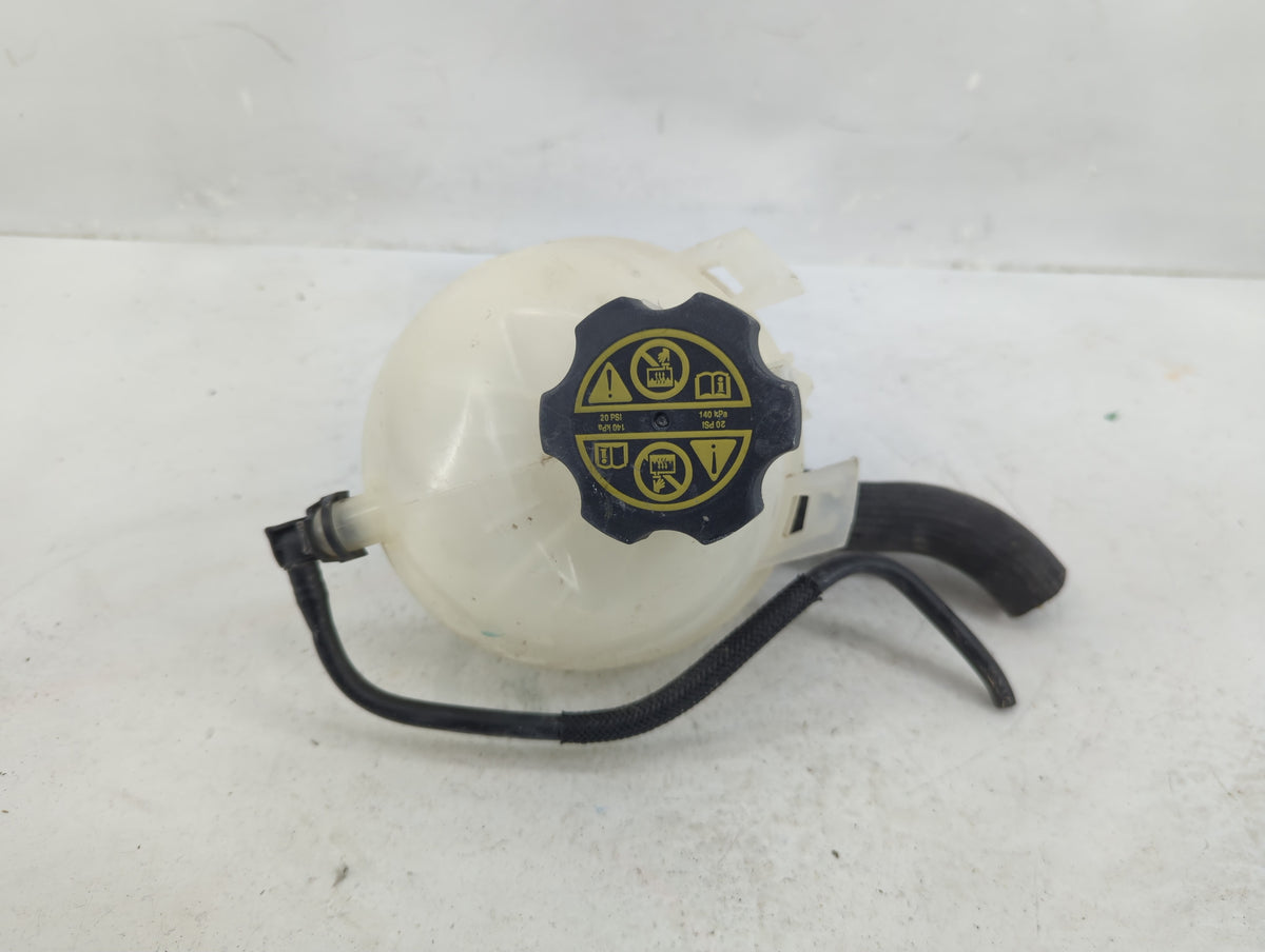 2021 Trailblazer Radiator Coolant Overflow Expansion Tank Bottle - Oemusedautoparts1.com