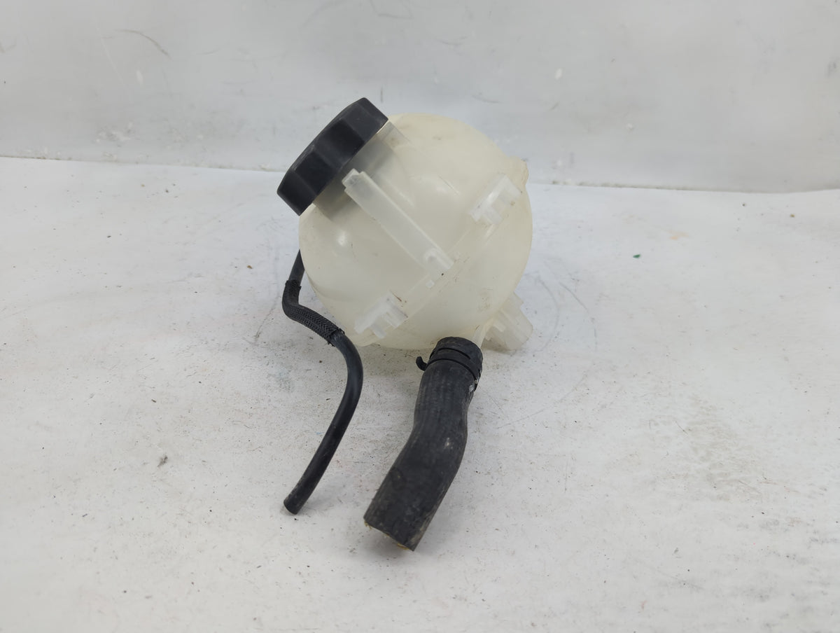 2021 Trailblazer Radiator Coolant Overflow Expansion Tank Bottle - Oemusedautoparts1.com