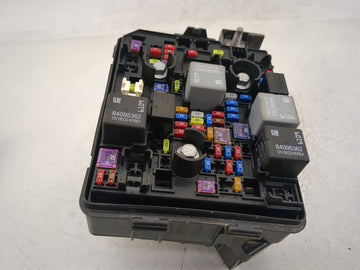 2023 Chevrolet Trailblazer Fusebox Fuse Box Panel Relay Module P/N:42823946 Fits OEM Used Auto Parts