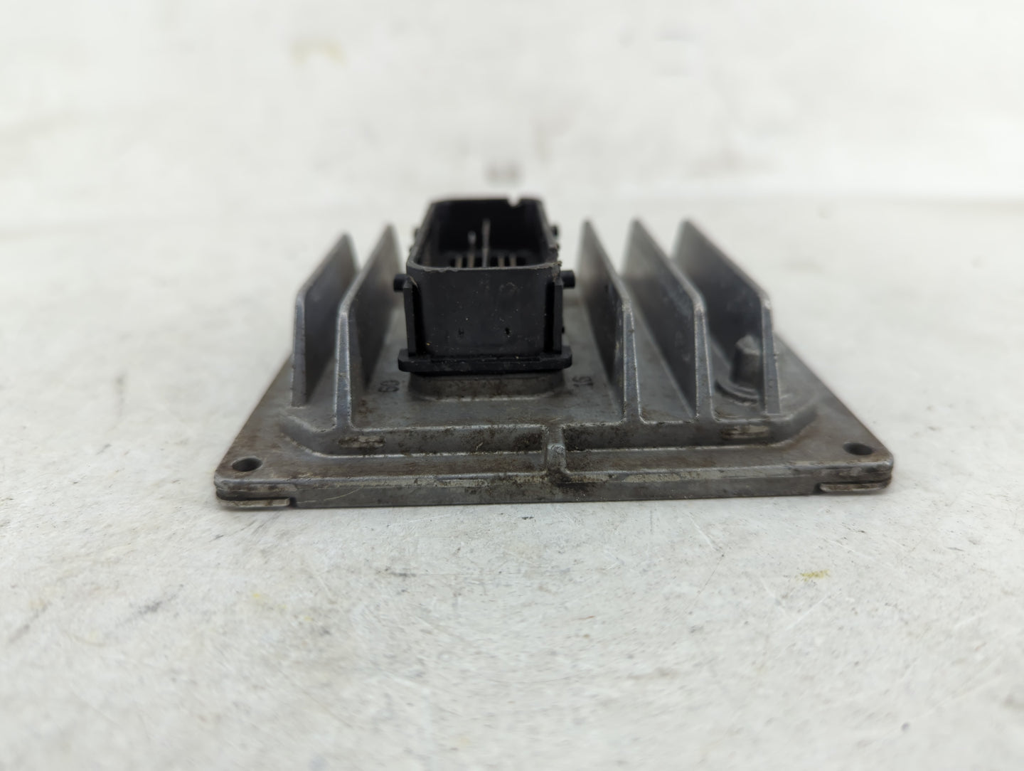 2021-2022 Chevrolet Trailblazer Transmission Control Module Tcu Tcm - Oemusedautoparts1.com